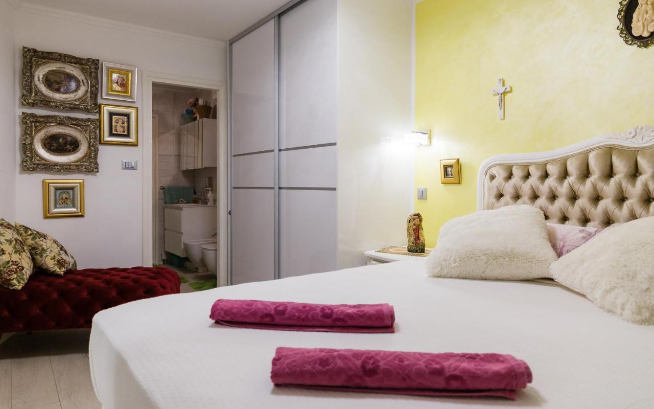Luxury Apartment Sara Umag Exteriör bild